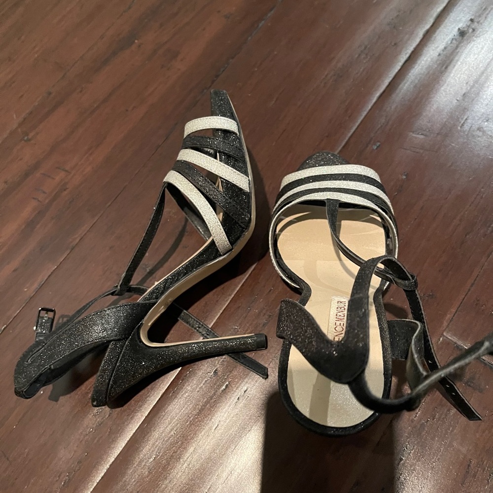 Very cute shoes, won’t fit me no more
